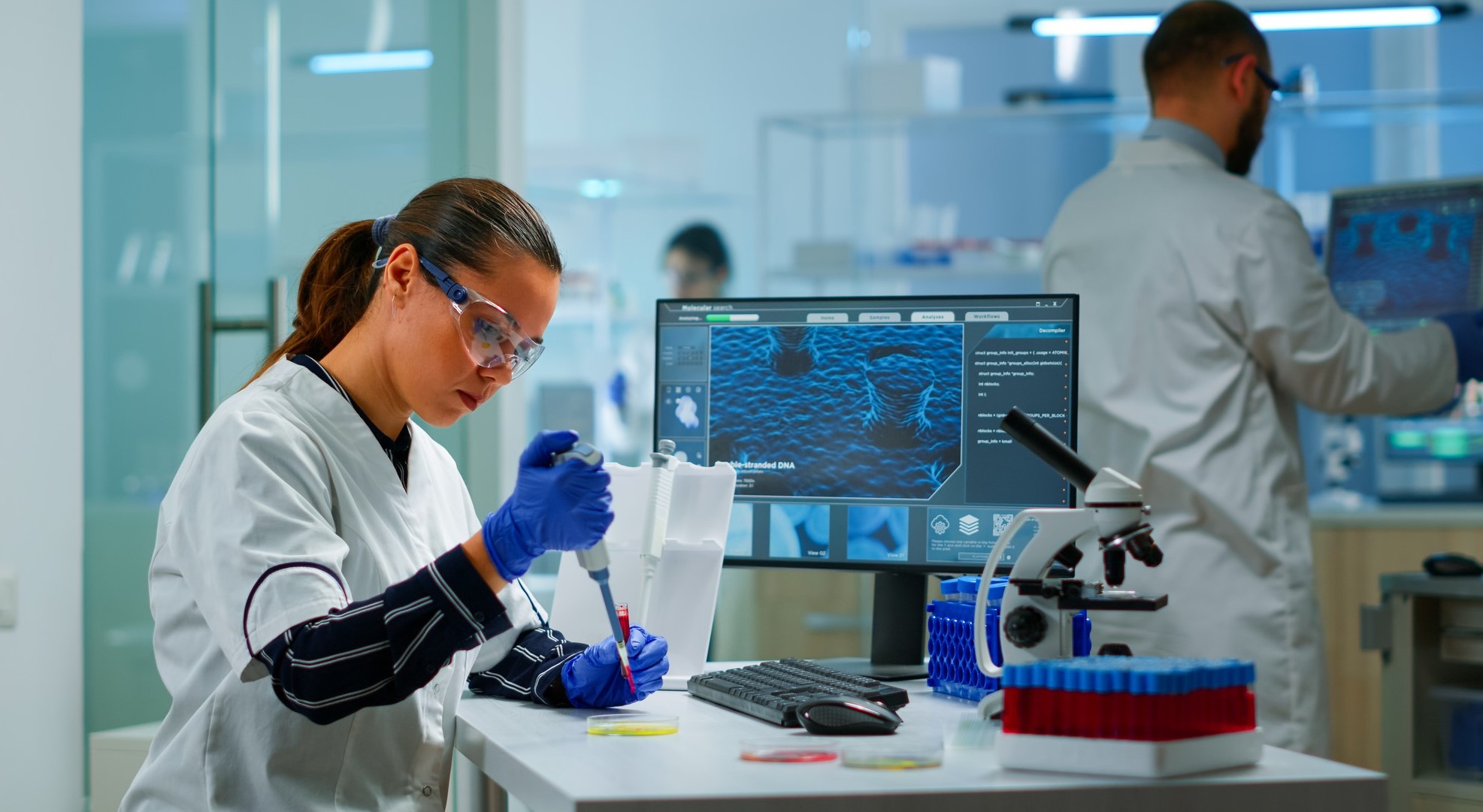 De-Extinction in the Age of Biotechnology